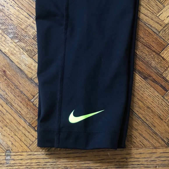 Nike Pro Dri-Fit leggings Gently Used - Picture 2 of 7
